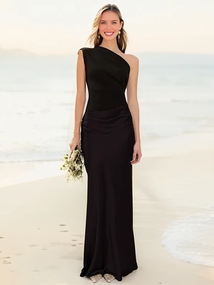 Aleida | Abito Maxi in Satin con Spalla Scoperta