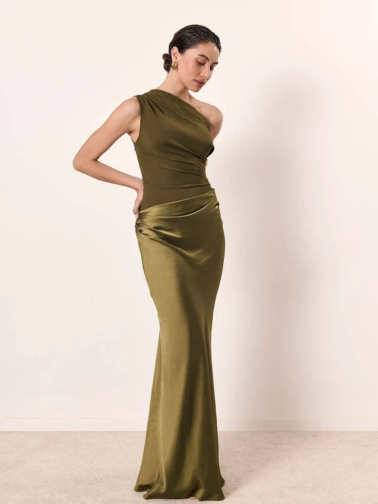 Aleida | Abito Maxi in Satin con Spalla Scoperta