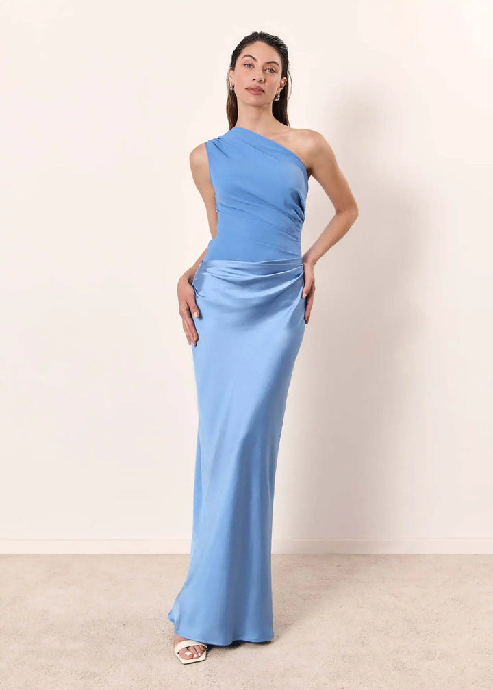Aleida | Abito Maxi in Satin con Spalla Scoperta